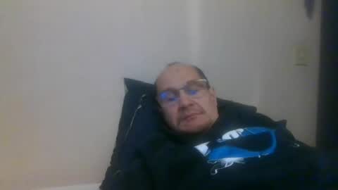 Snapshot of pichoun71 chatting on 4, 1, 2025 pichoun71 online show from 4, 1, 2025