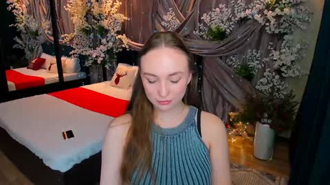 Emelie online show from 27, 12, 2024