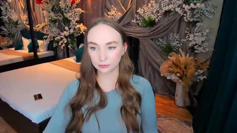 Emelie online show from 25, 2, 2025