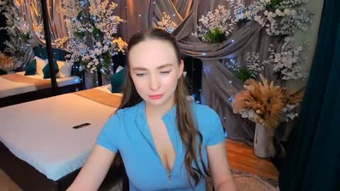 Emelie online show from 26, 2, 2025