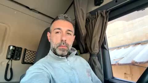 Snapshot of pierotu chatting on 10, 4, 2026 pierotu online show from 10, 4, 2026