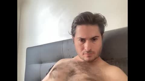 Snapshot of pierrot462900 chatting on 18, 10, 2025 pierrot462900 online show from 18, 10, 2025