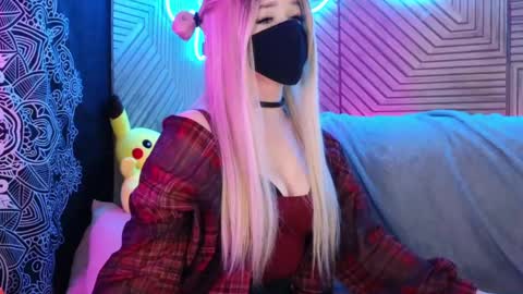 Snapshot of pika_pikaa chatting on 27, 4, 2026 Sonya online show from 27, 4, 2026