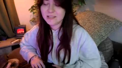 Snapshot of pillogoddess chatting on 3, 8, 2026 PilloGoddess online show from 3, 8, 2026