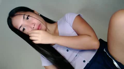 Snapshot of pillow_whispers chatting on 27, 2, 2026 jane online show from 27, 2, 2026