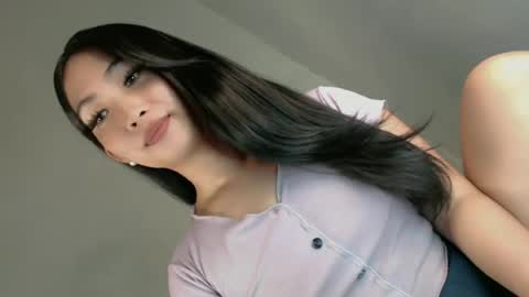 Snapshot of pillow_whispers chatting on 29, 6, 2026 jane online show from 29, 6, 2026