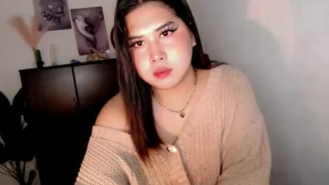 Snapshot of pinay_ivy chatting on 21, 4, 2026 Ivy Morningstar online show from 21, 4, 2026