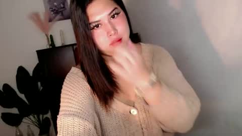 Snapshot of pinay_ivy chatting on 27, 4, 2026 Ivy Morningstar online show from 27, 4, 2026