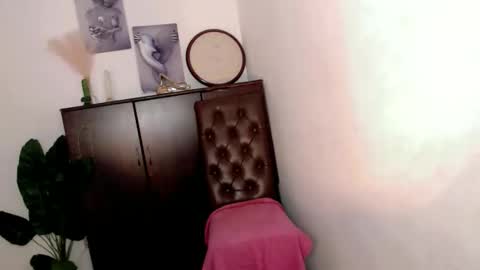 Snapshot of pinay_ivy chatting on 20, 5, 2026 Ivy Morningstar online show from 20, 5, 2026