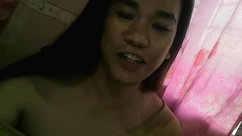 Snapshot of pinay_morena123 chatting on 16, 11, 2025 Perena online show from 16, 11, 2025