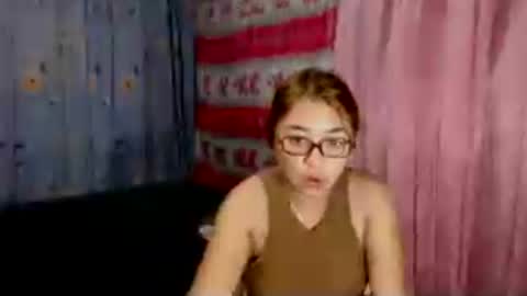 Snapshot of pinay_singlemomxs chatting on 23, 6, 2026 pinay_singlemomxs online show from 23, 6, 2026