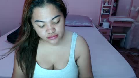 Snapshot of pinay_sweetheartx chatting on 8, 7, 2026 pinay_sweetheartx online show from 8, 7, 2026