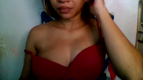 Snapshot of pinaybeauty_25 chatting on 12, 9, 2025 im jane online show from 12, 9, 2025