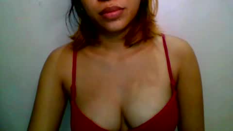 Snapshot of pinaybeauty_25 chatting on 1, 11, 2025 im jane online show from 1, 11, 2025