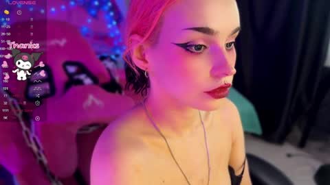 Snapshot of pineapple_dope chatting on 9, 6, 2026 Nancy online show from 9, 6, 2026
