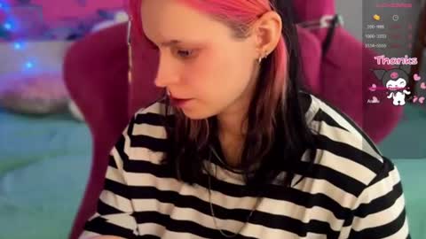Snapshot of pineapple_dope chatting on 5, 7, 2026 Nancy online show from 5, 7, 2026