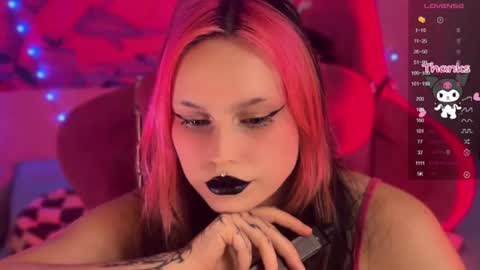 Snapshot of pineapple_dope chatting on 6, 7, 2026 Nancy online show from 6, 7, 2026