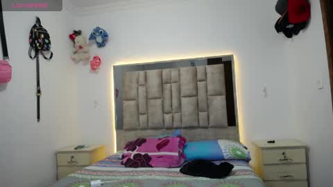 tiffany online show from 15, 4, 2026