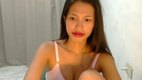 pink_bubbles011 online show from 29, 5, 2026