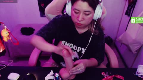 Kitty online show from 2, 1, 2025