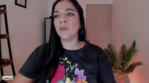 Snapshot of pink_kitten_ chatting on 6, 6, 2026 Eli online show from 6, 6, 2026