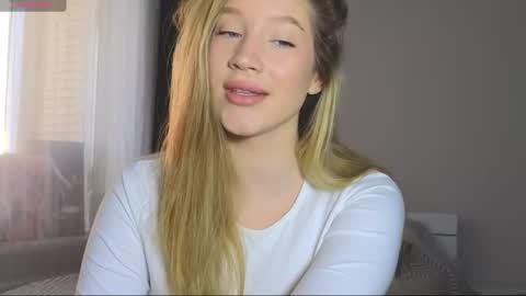   online show from 25, 12, 2024