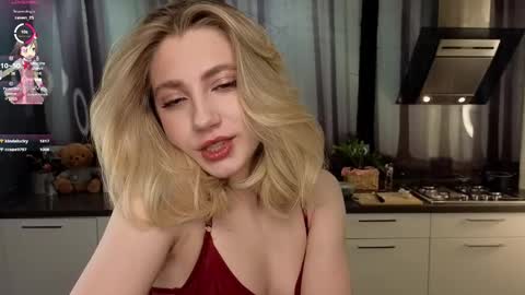 Adele online show from 14, 2, 2025