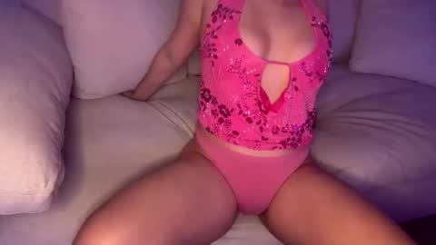 pinkaura7 online show from 1, 5, 2026