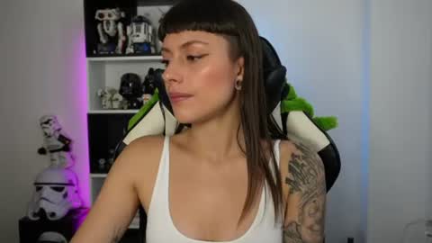 Snapshot of pinkcatlive chatting on 22, 7, 2026 Emily online show from 22, 7, 2026