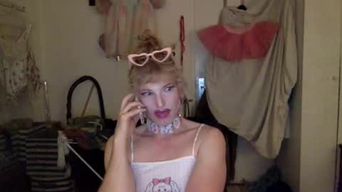 Snapshot of pinkfag chatting on 12, 2, 2025 pinkfag online show from 12, 2, 2025