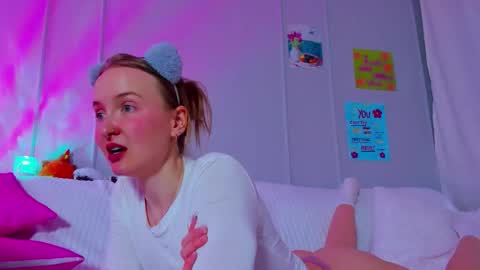 Mila online show from 12, 3, 2026