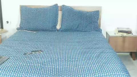 Pamela Ston online show from 4, 1, 2025