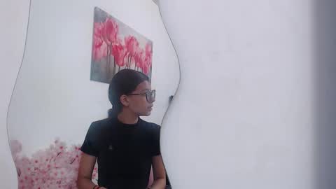 pinky_f00x online show from 24, 3, 2026