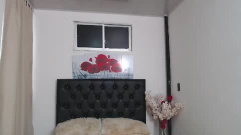 Snapshot of pinky_f00x chatting on 28, 4, 2026 pinky_f00x online show from 28, 4, 2026