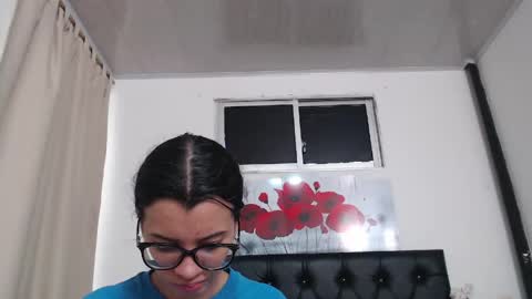 Snapshot of pinky_f00x chatting on 29, 4, 2026 pinky_f00x online show from 29, 4, 2026
