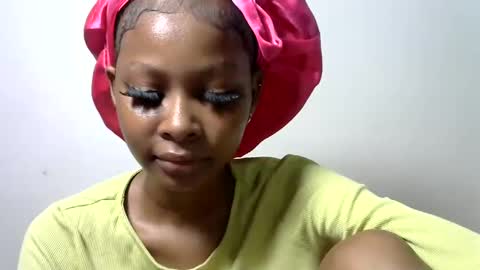 pinky_lov online show from 17, 2, 2025