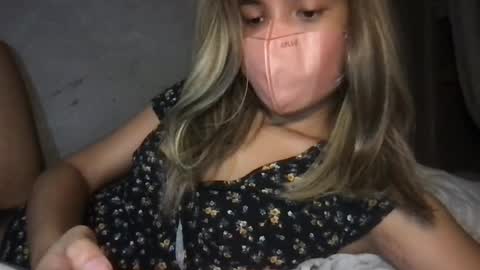 Snapshot of pinky_skylar chatting on 8, 8, 2026 taylor-dont forget to follow and give thumps up online show from 8, 8, 2026