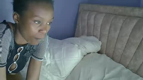 Snapshot of pinkycham chatting on 11, 5, 2026 pinkycham online show from 11, 5, 2026