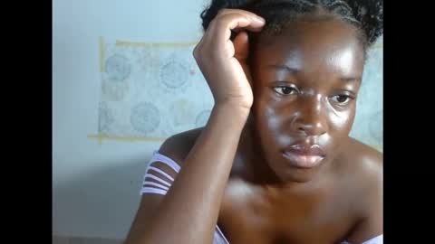 pinkykiki_247 online show from 28, 10, 2025