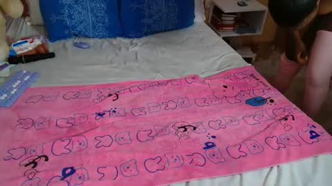 Pinky online show from 16, 4, 2026