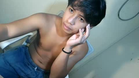 Snapshot of pinoy_fuckboyxxx chatting on 27, 5, 2026 pinoy_fuckboyxxx online show from 27, 5, 2026