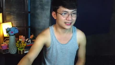 Snapshot of pinoy_petitehugecock chatting on 4, 5, 2026 alex online show from 4, 5, 2026