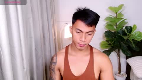 Snapshot of pinoymilker chatting on 17, 7, 2026 ethan online show from 17, 7, 2026