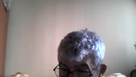 Snapshot of pipi2704 chatting on 9, 8, 2026 pipi2704 online show from 9, 8, 2026