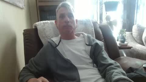 Snapshot of pirate334 chatting on 4, 1, 2025 pirate334 online show from 4, 1, 2025