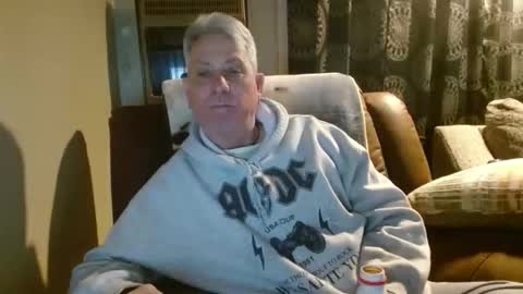 Snapshot of pirate334 chatting on 3, 2, 2026 pirate334 online show from 3, 2, 2026