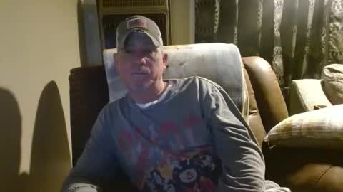 Snapshot of pirate334 chatting on 2, 3, 2026 pirate334 online show from 2, 3, 2026