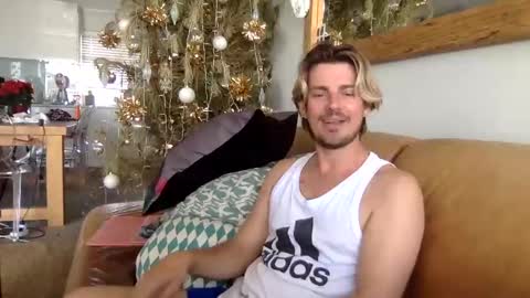 Snapshot of pits13 chatting on 13, 12, 2024 Pits13 online show from 13, 12, 2024