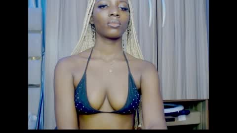 Ella online show from 4, 7, 2026