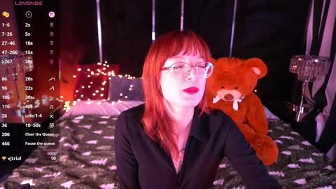 Snapshot of pixiepeachh chatting on 7, 2, 2026 pixiepeachh online show from 7, 2, 2026